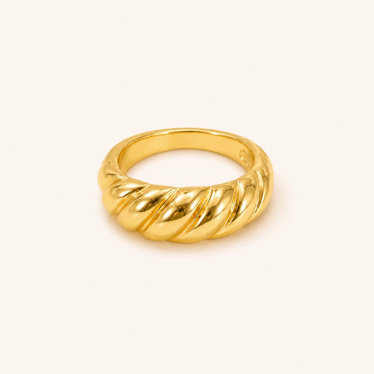 Bague tressée